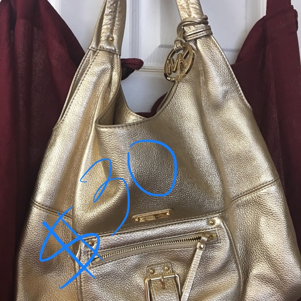 Purses - Picture 4 of 6